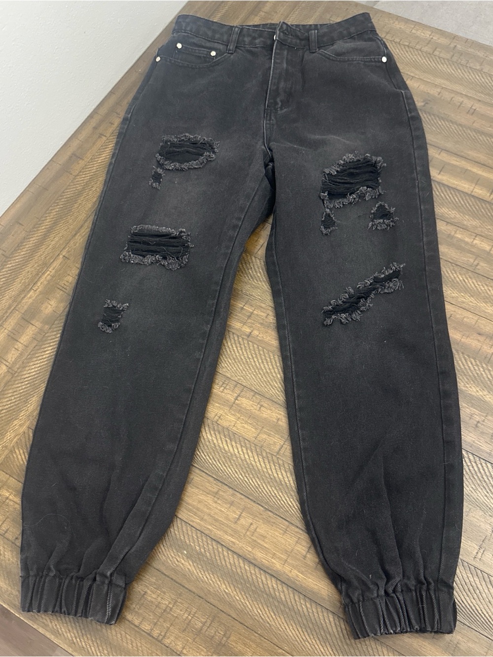 Kittenish Black Distressed Relaxed Jogger Jeans